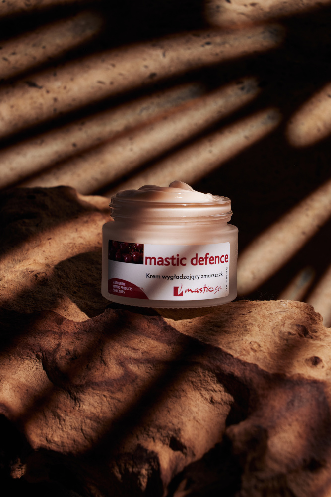 MASTIC DEFENCE Krem wygładzający zmarszczki